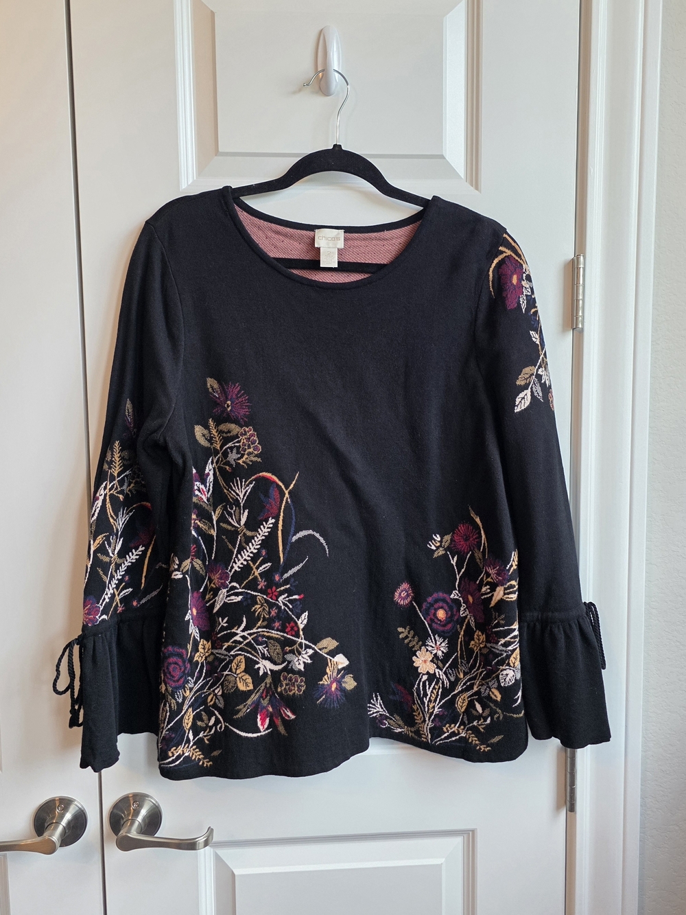 Chico's Size 2 Black Floral Cotton Sweater Bell Sleeve Boho Top